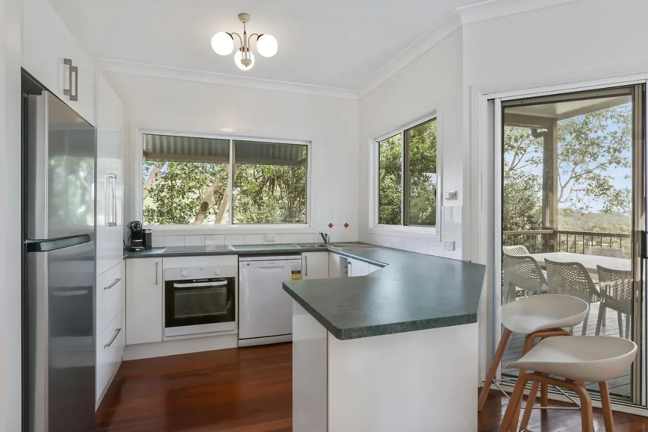 Home View 10B Yarrong Point Lookout Nyaraló